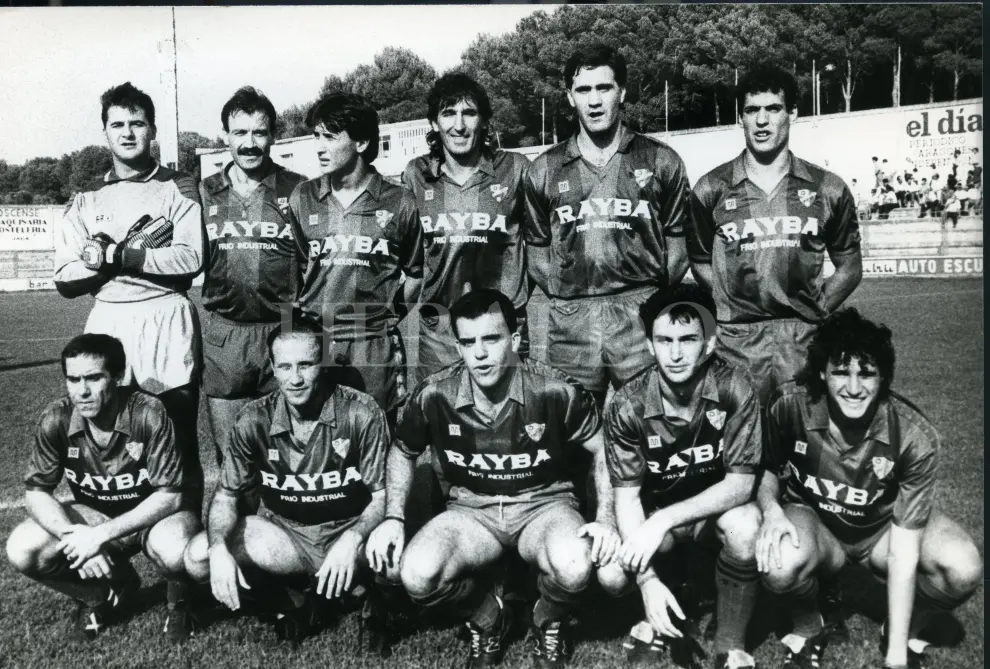 Once inicial de la SD Huesca en un partido de la temporada 89-90 | Fernando Paules