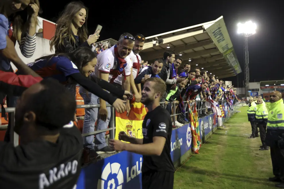 La SD Huesca en Primera: Las mejores fotografías de un partido histórico