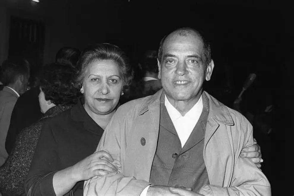 Buñuel con su hermana Alicia, en Calanda en 1963.