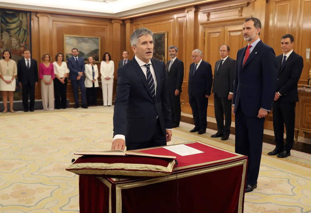 El ministro de Interior, Fernando Grande-Marlaska, promete su cargo ante el Rey Felipe VI.