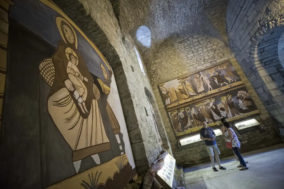 Pinturas en la iglesia de los santos Julián y Basilisa
