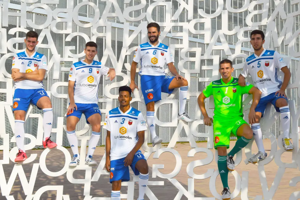 El Fútbol-Emotion Zaragoza presenta sus camisetas
