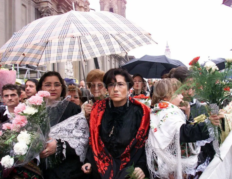 Ofrenda a la Virgen del Pilar de 1999