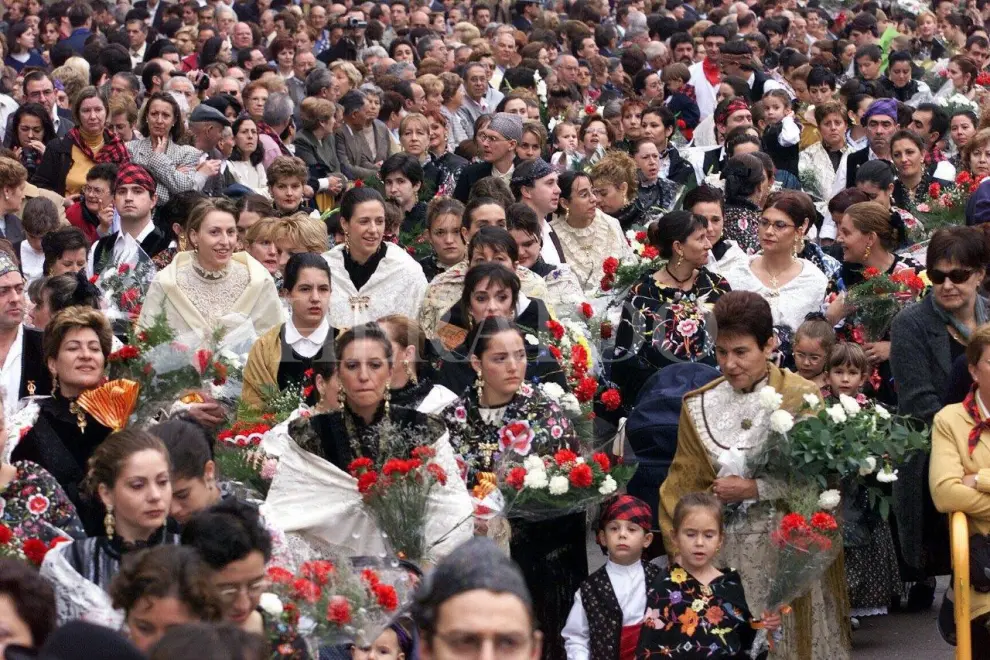Ofrenda a la Virgen del Pilar de 1999
