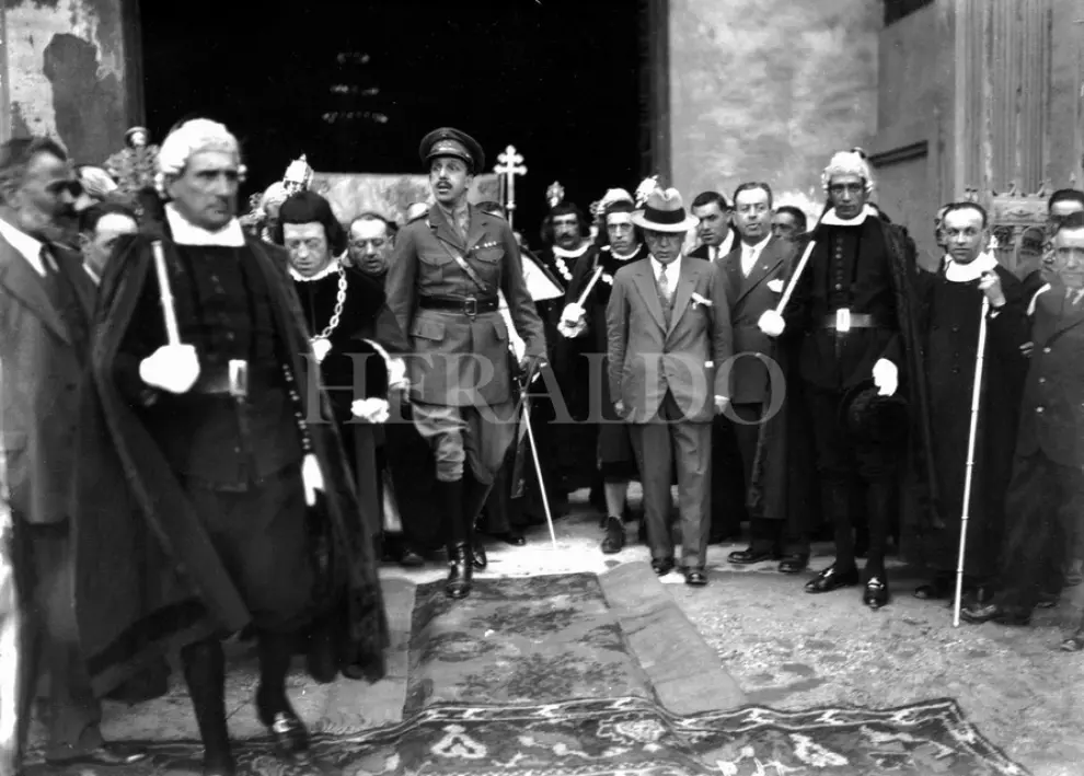 El rey Alfonso XIII en el Pilar en 1930. Un año después partió al exilio y ya no regresó a España