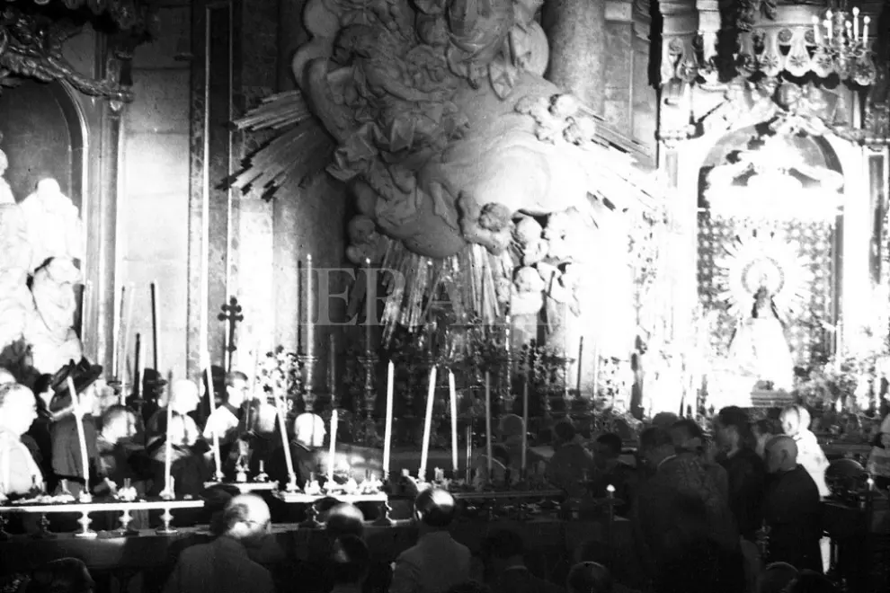 Eva Duarte de Perón, primera dama argentina, visita Zaragoza y a la Virgen el 21 de junio de 1947