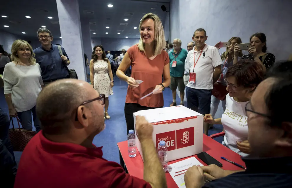 Pilar Alegría votando en las primarias del PSOE Zaragoza