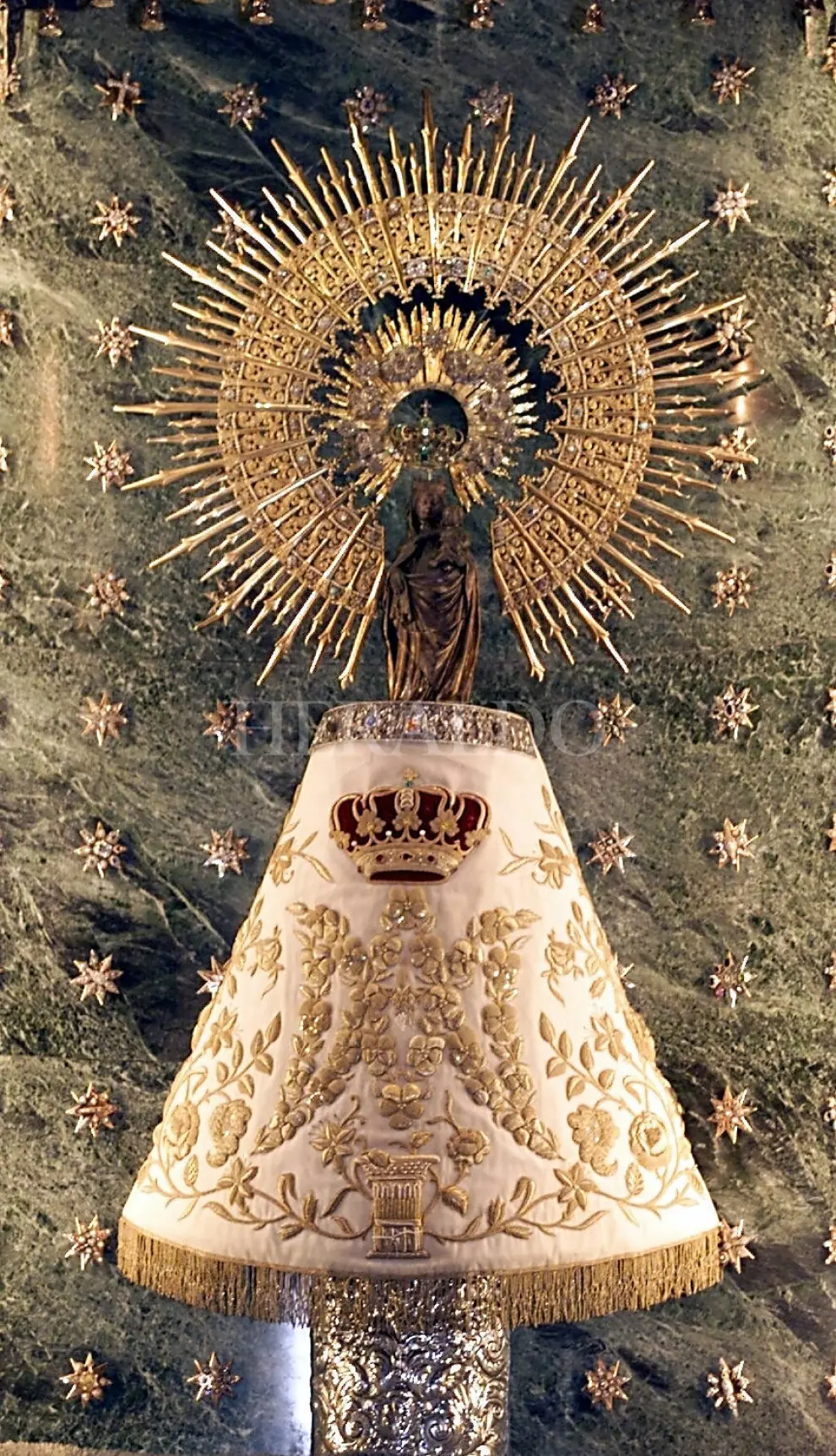 Los mantos de  la Virgen del Pilar, en fotos