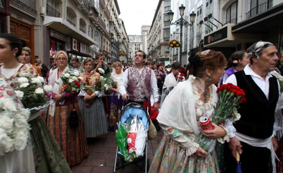 Ofrenda a la Virgen del Pilar de 2008