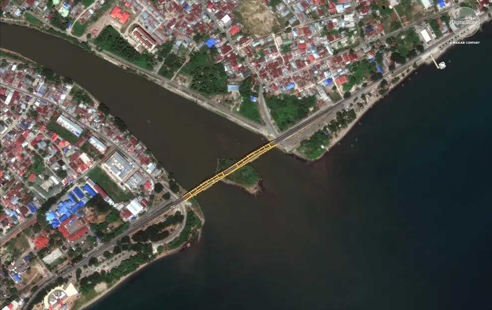 El puente J Jembatan Empat, en Palu, en la región central de Sulawesi, Indonesia, el 18 de agosto, antes del paso del tsunami.