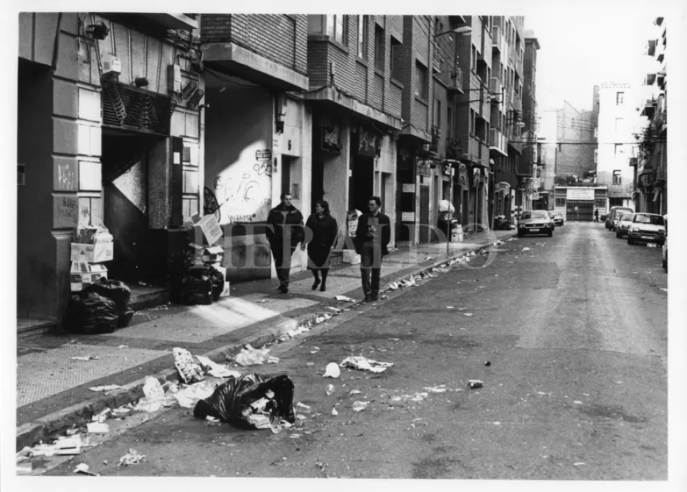 La calle Fita, el día después de una noche de marcha en los 90