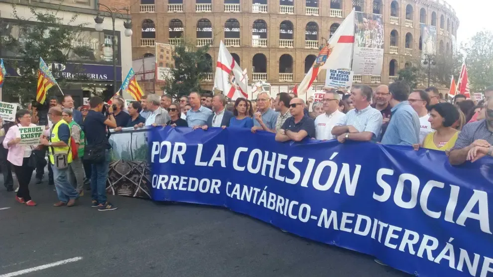 Manifestación por el tren en Valencia