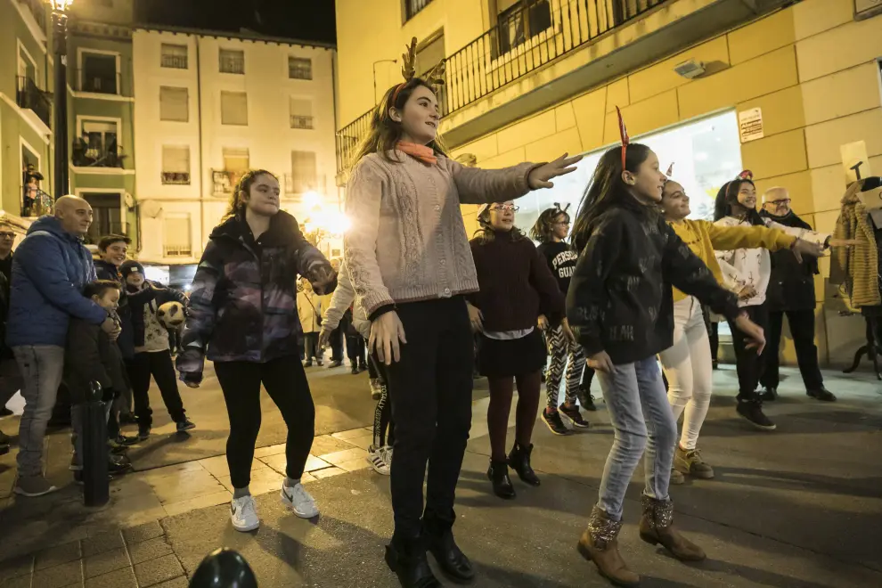 Flashmob en la calle de Ossau de Zaragoza