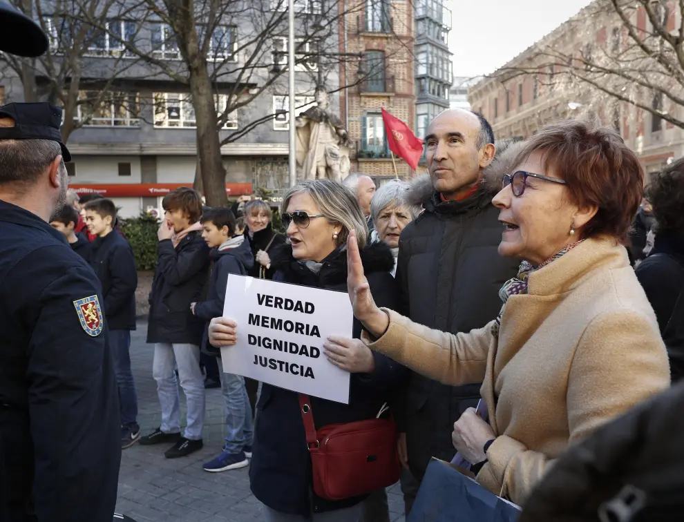 Tensión en Pamplona al coincidir actos de víctimas de ETA y de apoyo a presos
