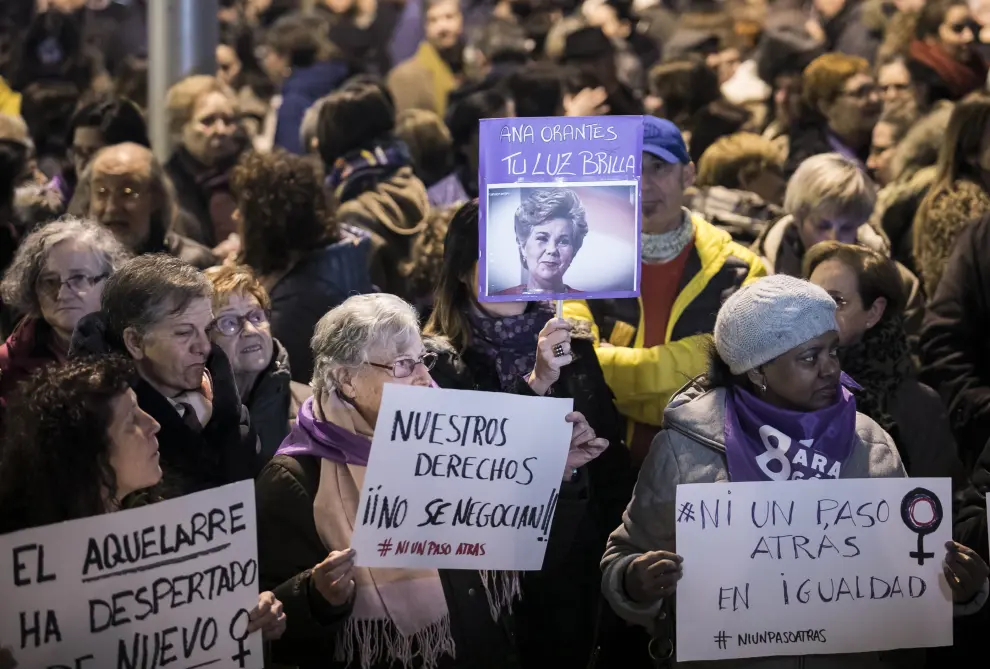 'Ni un paso atrás', respuesta feminista en Zaragoza