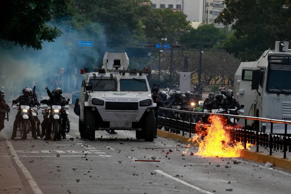 Las calles de Venezuela, latinoamerica y España se llenan de manifestantes en contra de maduro