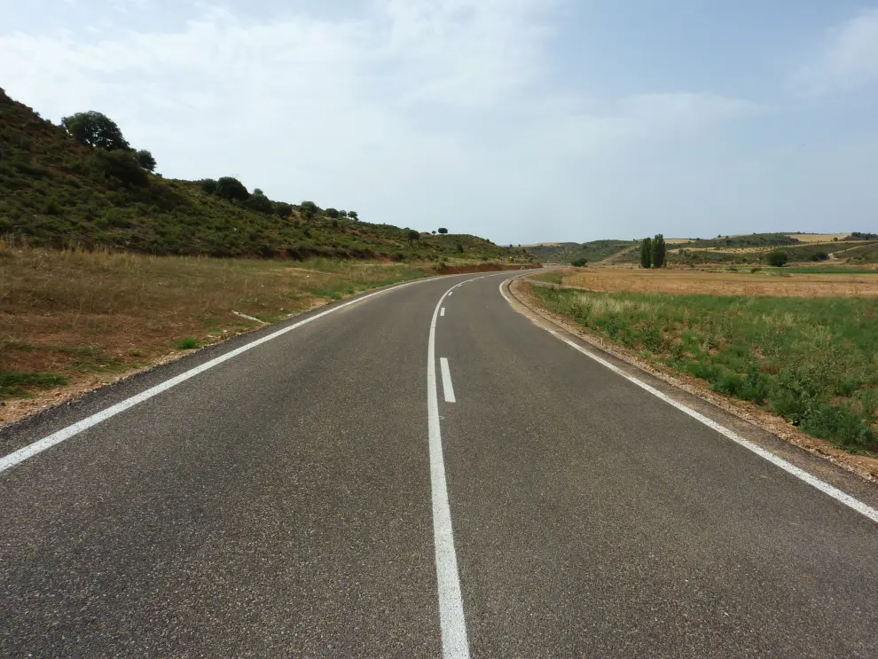 Concluye el arreglo de la carretera provincial entre Torrehermosa y Alconchel de Ariza