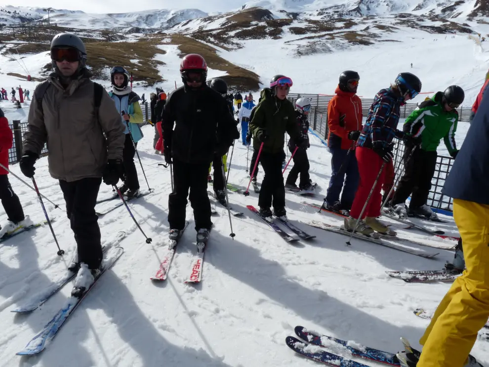 Fin de semana concurrido en las estaciones de esquí
