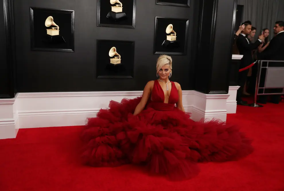 Lady Gaga y el orgullo latino brillan en la descafeinada alfombra roja de los Grammy