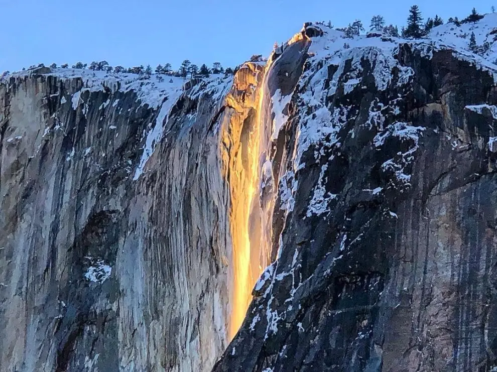 Cascada de 'fuego' en Yosemite