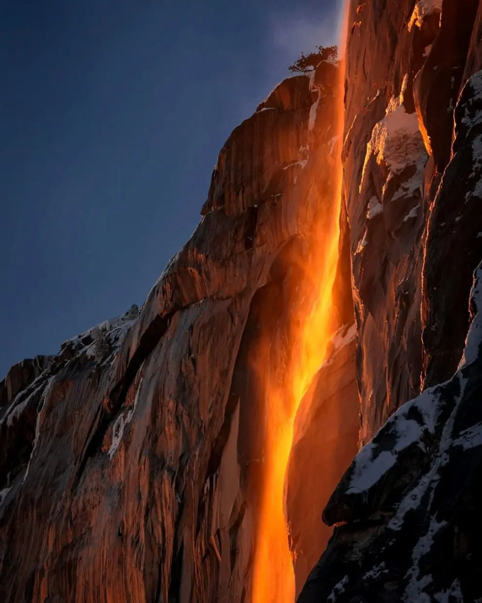 Cascada de 'fuego' en Yosemite