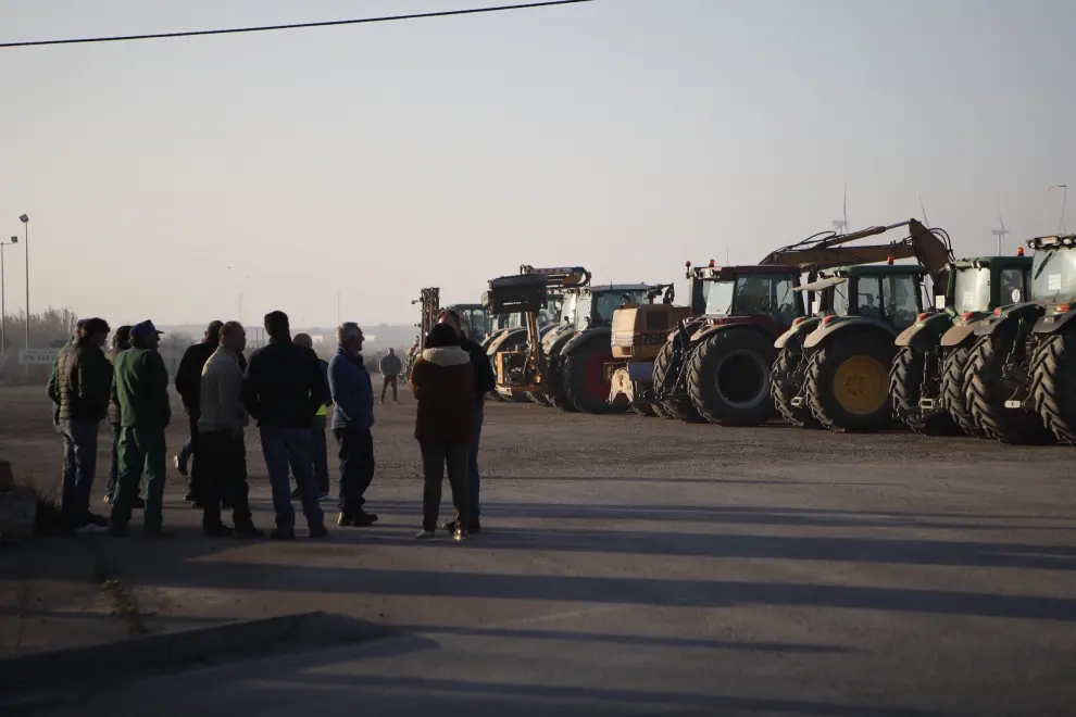Concentración de tractores en Luceni