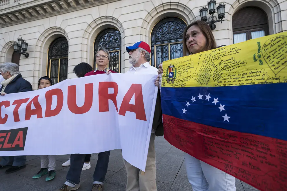 Concentración en Zaragoza en apoyo a Guaidó