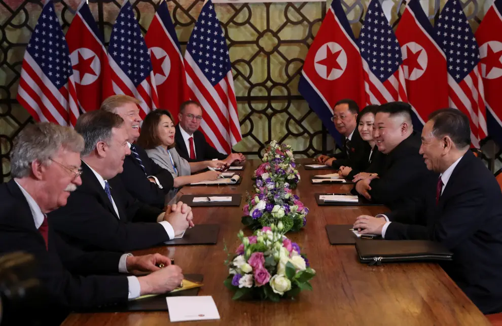 North Korea's leader Kim Jong Un attends the extended bilateral meeting in the Metropole hotel with U.S. President Donald Trump (not pictured) during the second North Korea-U.S. summit in Hanoi, Vietnam February 28, 2019. REUTERS/Leah Millis [[[REUTERS VOCENTO]]] NORTHKOREA-USA/