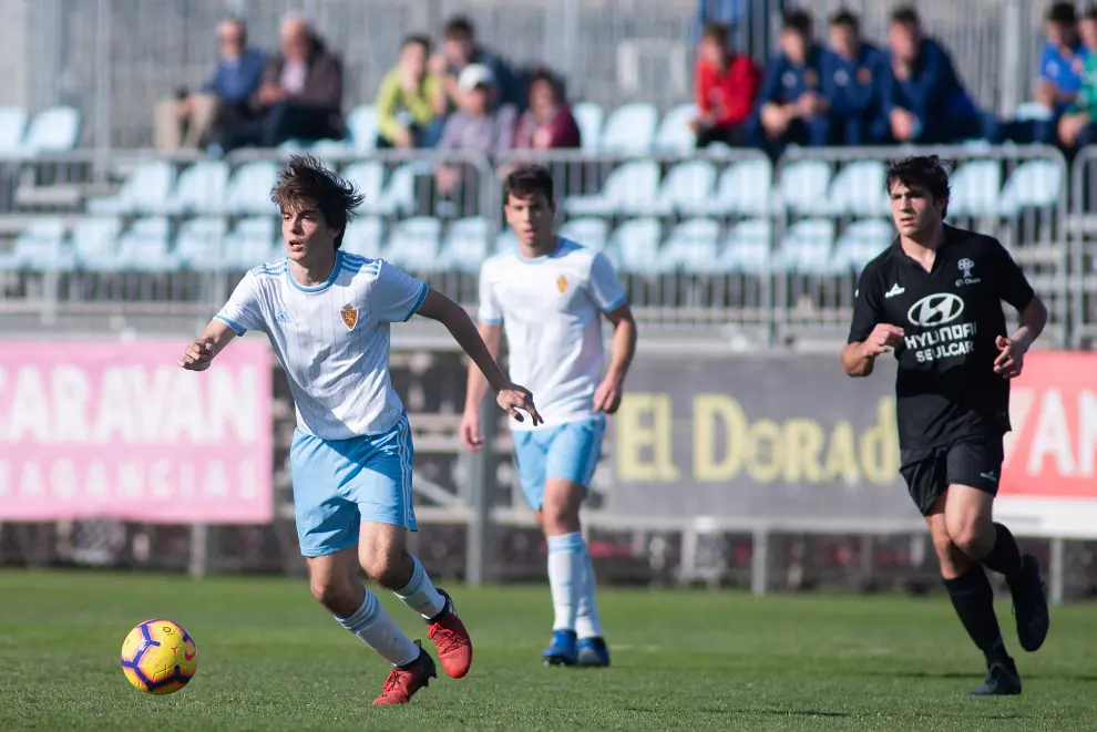 Fútbol. DH Juvenil- Real Zaragoza vs. El Olivar.