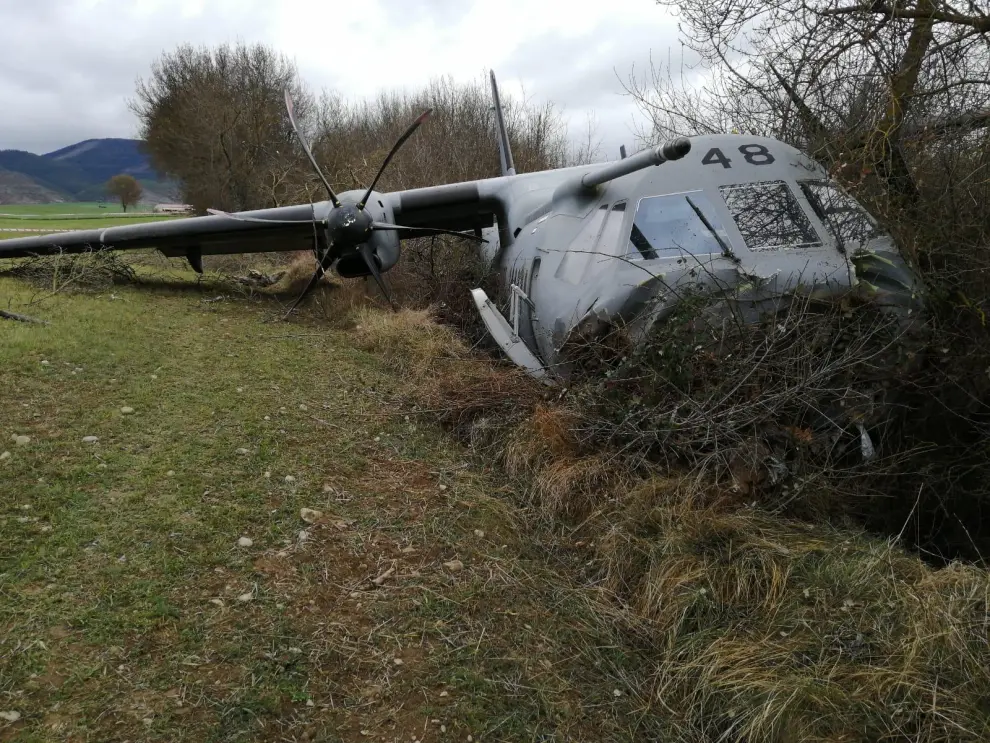 El avión accidentado durante el gran simulacro de emergencias en el Pirineo