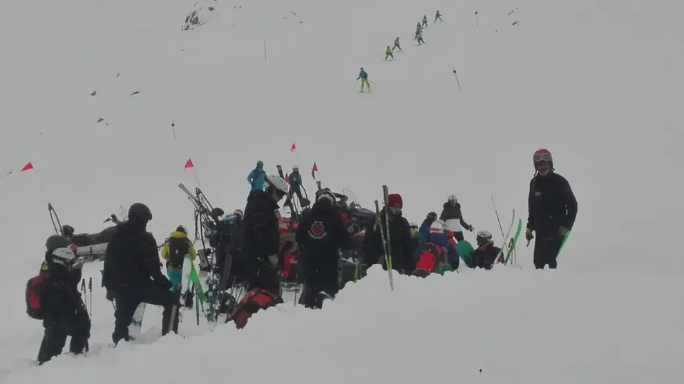Rescate de un esquiador tras un alud en Candanchú