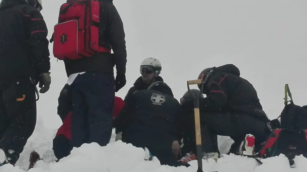 Rescate de un esquiador tras un alud en Candanchú
