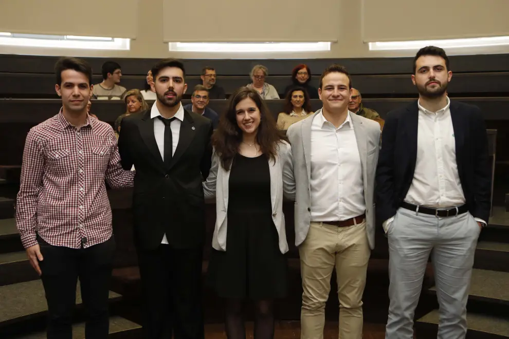 Estudiantes premiados con el galardón Educación y Valores de la Universidad de Zaragoza