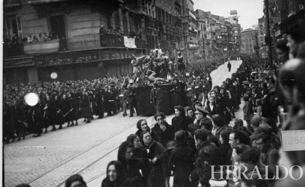 Semana Santa en Zaragoza en 1939.