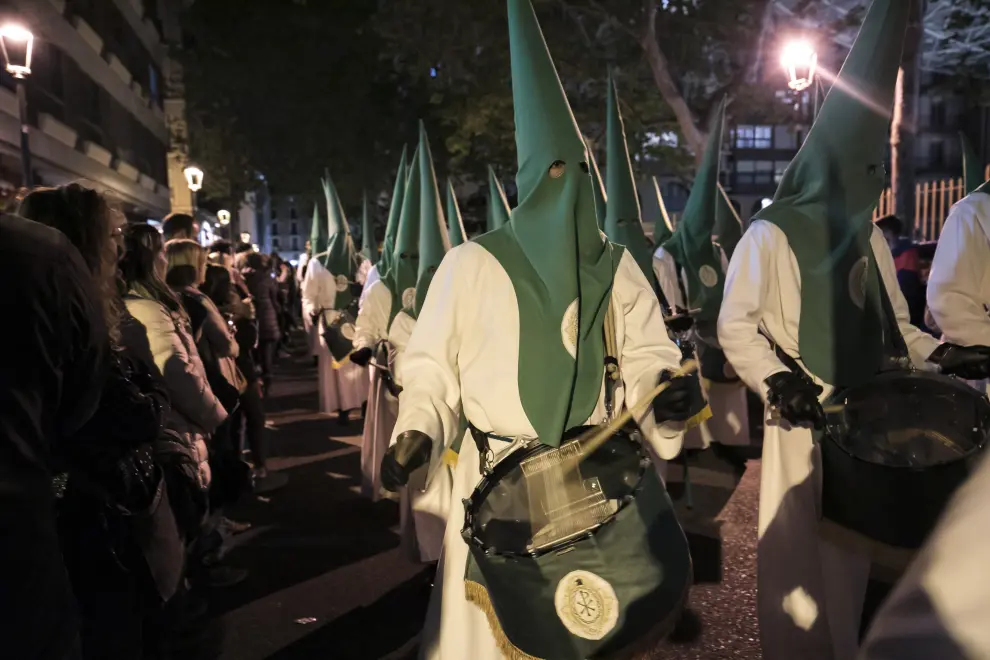 Imágenes de las procesiones del Lunes Santo en Zaragoza