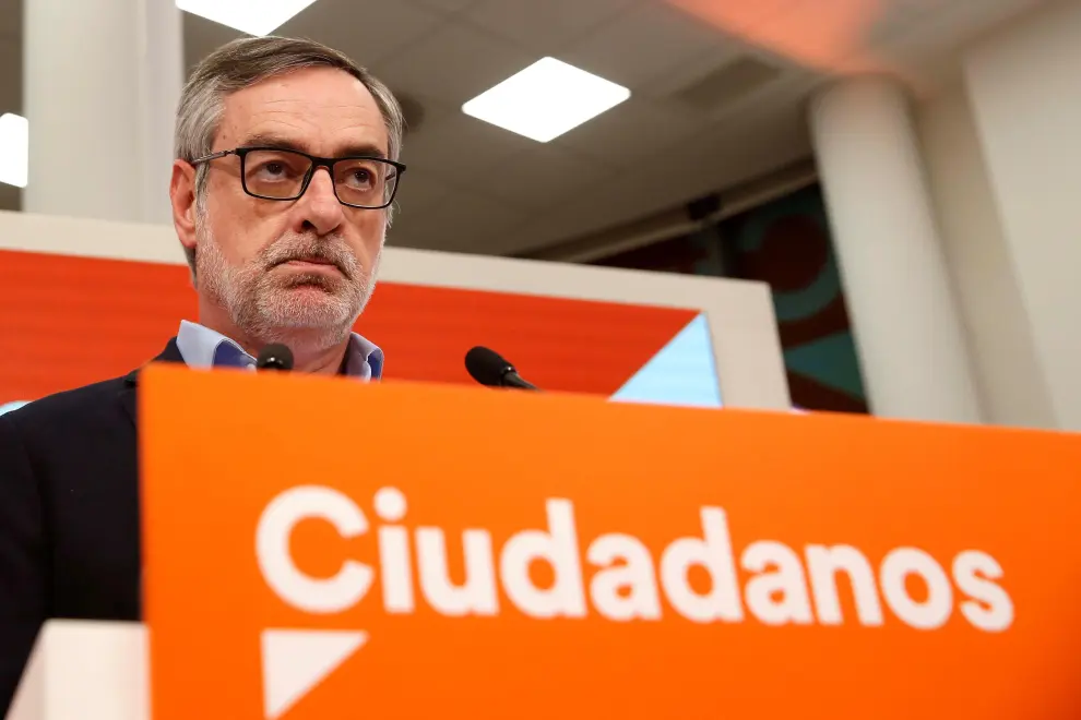El secretario de Organización de Cs, José Manuel Villegas, en rueda de prensa ofrecida tras el cierre de los colegios electorales