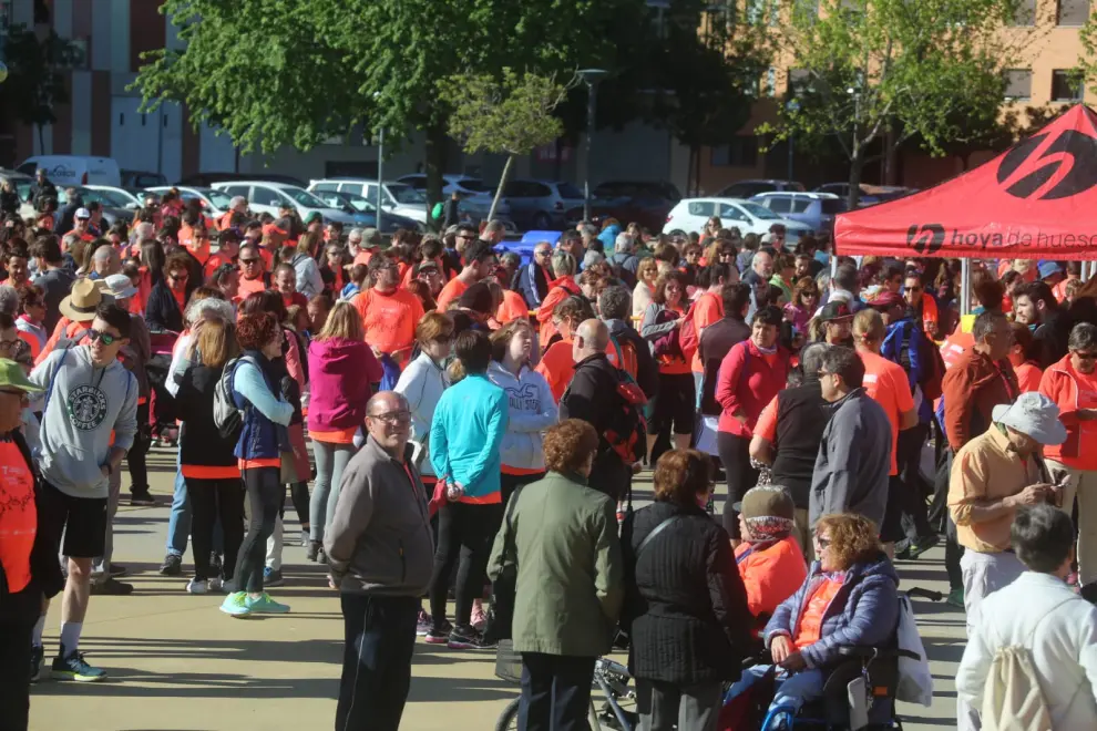La VII Marcha Aspace de Huesca ha batido récords este domingo con más de 8.200 inscritos. Las calles se han teñido de coral, hoy el color de la solidaridad.
