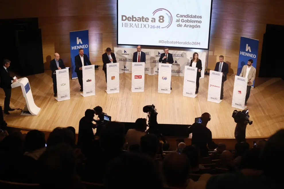 Preparativos del debate de los candidatos al Gobierno de Aragón.