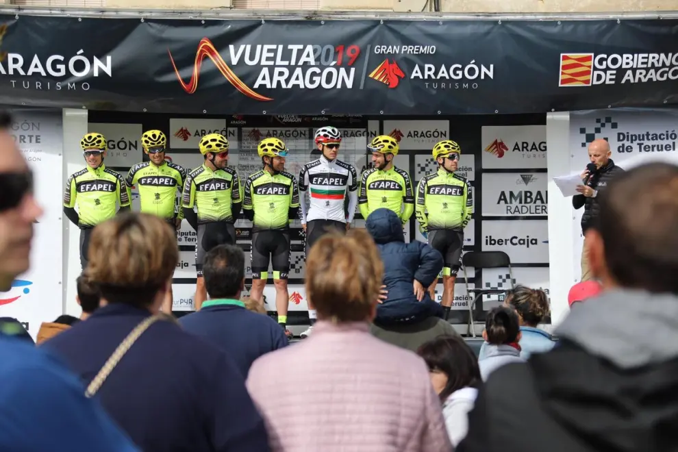 Presentación de los equipos en la segunda etapa de la Vuelta Aragón 2019 en Sádaba @Vuelta_Aragon