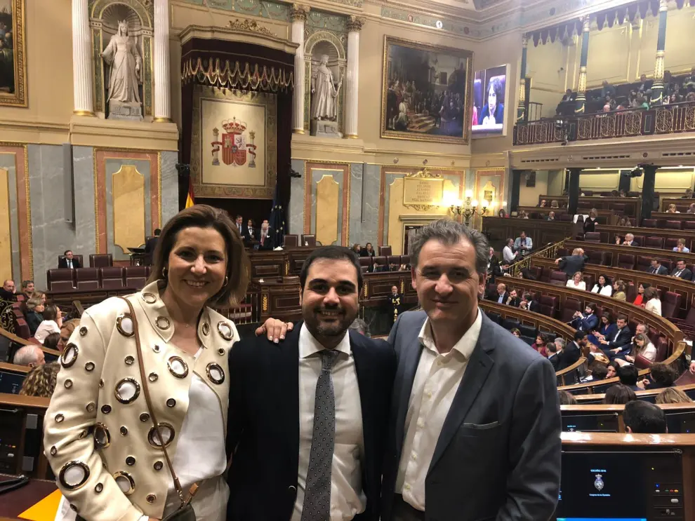 16 diputados y 12 senadores aragoneses se estrenan este martes en la XIII Legislatura.