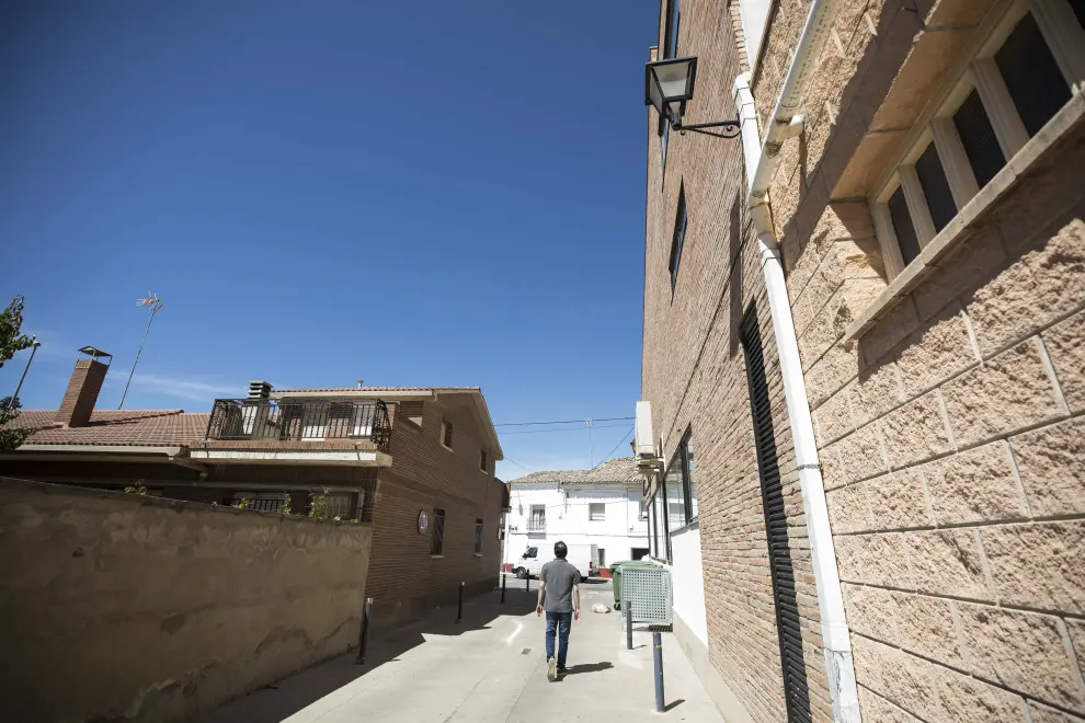 El municipio, que incluye el barrio de Santa Fe y está muy próximo a Zaragoza, es un saludable hervidero cultural y cuenta con firmas punteras en el terreno del molde y la grafía térmica.