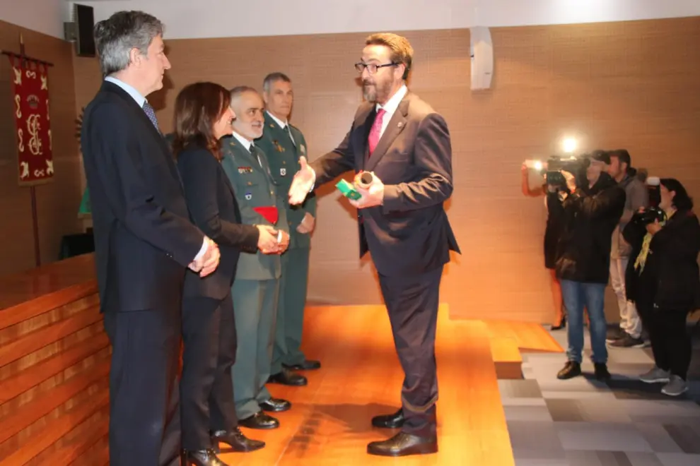 Durante el acto, se ha homenajeado a los que dieron su vida por España y a los que finalizan su servicio en la Guardia Civil.