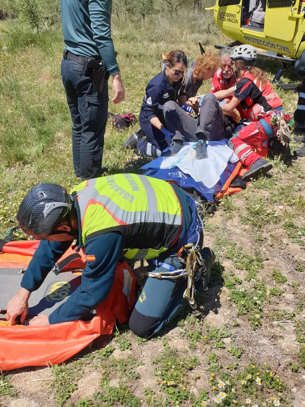 Rescate de un escalador en Morata de Jalón