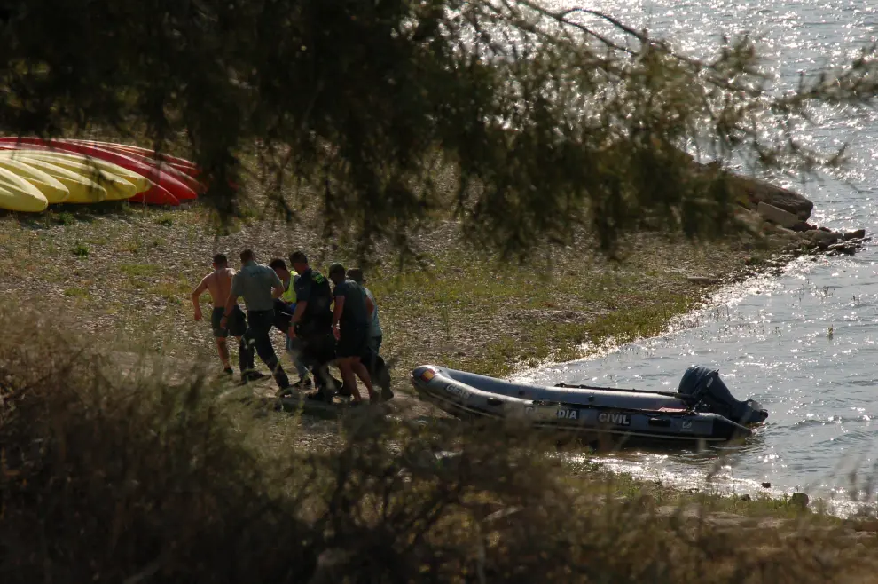 Rescate de los pescadores desaparecidos en Mequinenza
