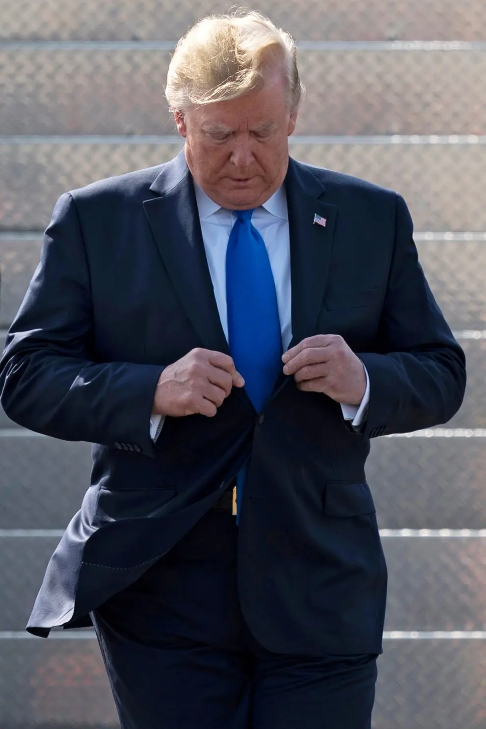 Security is seen during U.S. President Donald Trump's state visit to Britain, at Stansted Airport near London, Britain, June 3, 2019. REUTERS/Carlos Barria [[[REUTERS VOCENTO]]]