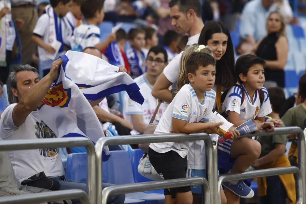 Imágenes de los aficionados en el partido del Real Zaragoza contra el Numancia.