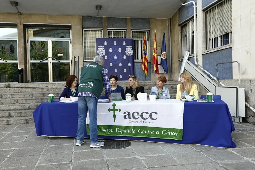 Cuestación contra el cáncer en Zaragoza