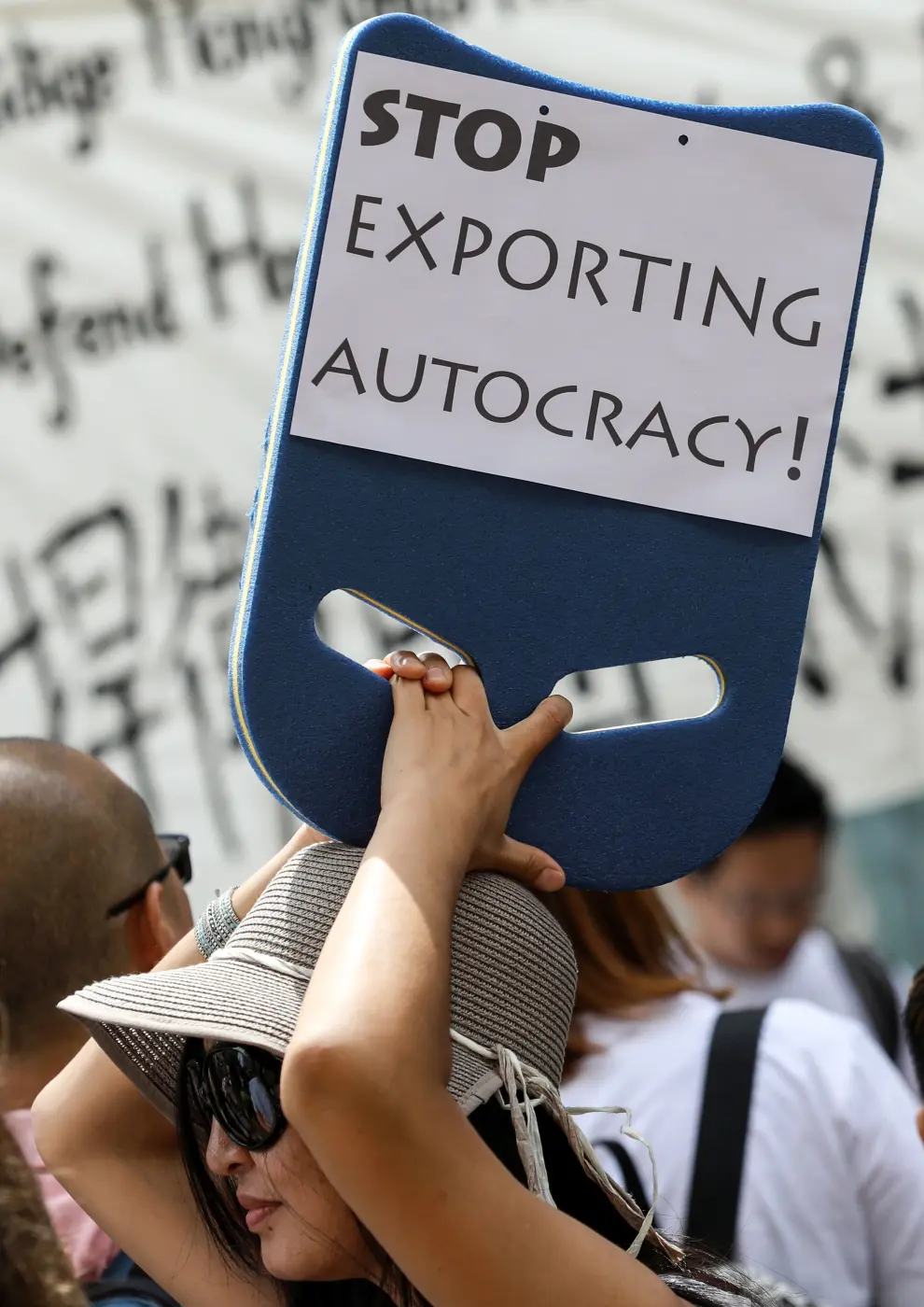 FT01. Berlin (Germany), 09/06/2019.- Placards against China lay on the ground during a protest against amendments to a Hong Kong's extradition bill to China, in Berlin, Germany, 09 June 2019. The bill, which has faced opposition from pro democrats and the international community, would allow the transfer of fugitives to jurisdictions which Hong Kong does not have a treaty with, including mainland China. Critics of the bill have expressed concern over unfair trials and a lack of human rights protection in mainland China. (Protestas, Alemania) EFE/EPA/FELIPE TRUEBA Protest against Hong Kong's proposed extradition bill to China