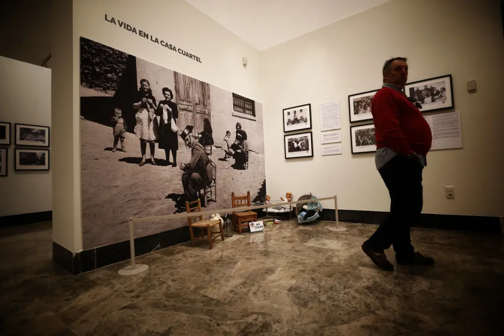 Exposición 'La vida en la casa cuartel' de la Fundación de la Guardia Civil en el Museo de Zaragoza