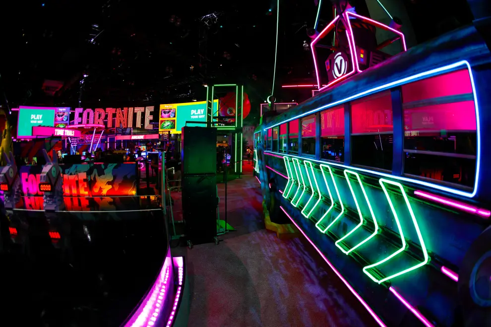 Epic Games booth for the game Fortnite is shown at E3, the annual video games expo experience the latest in gaming software and hardware in Los Angeles, California, U.S., June 12, 2019.  REUTERS/Mike Blake [[[REUTERS VOCENTO]]] GAMING-E3/